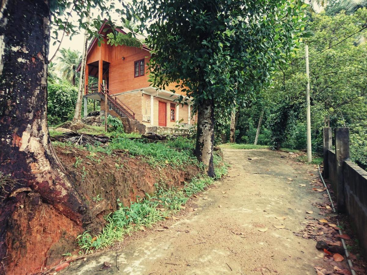 Kaba Saradiel Mawanella Luaran gambar