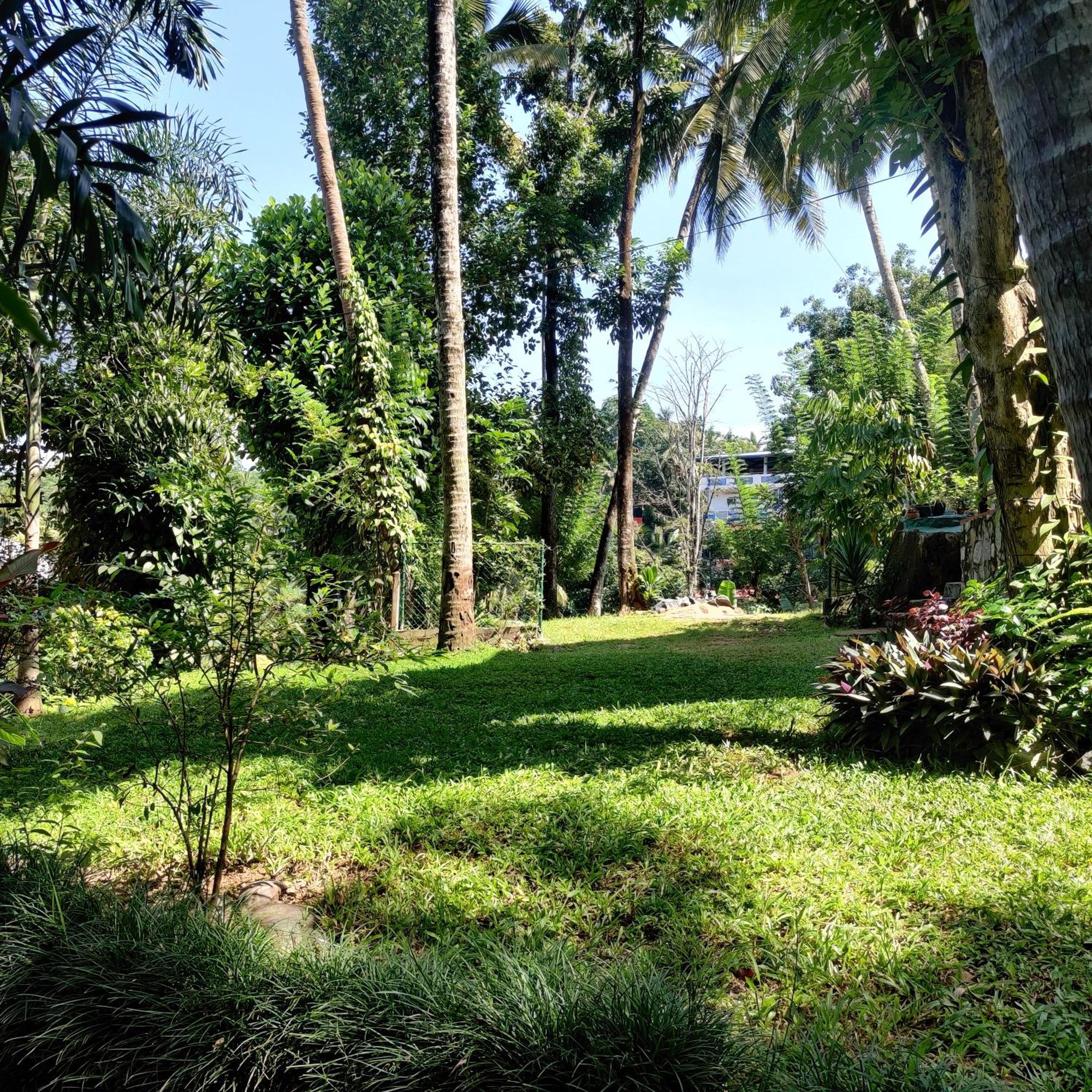 Kaba Saradiel Mawanella Luaran gambar